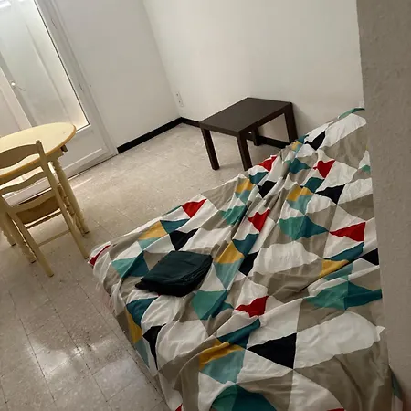 Nouvelle Gare Apartment *